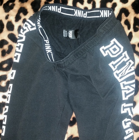 PINK Victoria's Secret Pants - Victoria secret pink logo crop Capri sweatpants S